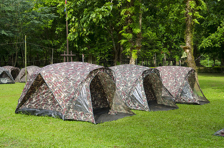 軍用迷彩帳篷背景